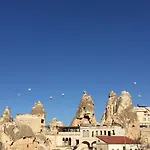 Cappadocia Ozbek Stone House فندق
