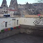 فندق Cappadocia Ozbek Stone House 2*