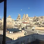 Cappadocia Ozbek Stone House فندق