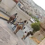 Cappadocia Ozbek Stone House فندق غوريمِيه