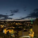 Cappadocia Ozbek Stone House فندق غوريمِيه