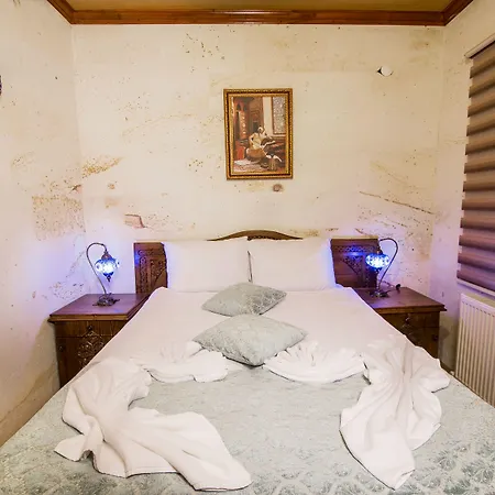 Cappadocia Ozbek Stone House 格雷梅