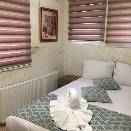 Cappadocia Ozbek Stone House 酒店 2*