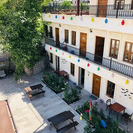 Cappadocia Ozbek Stone House 酒店